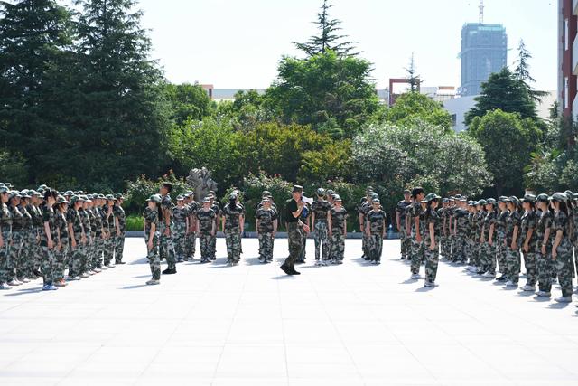 淮安市清浦中学，2020淮安市清浦中学高考喜报成绩、本科一本上线人数情况（清江浦区：无迷彩，不青春）