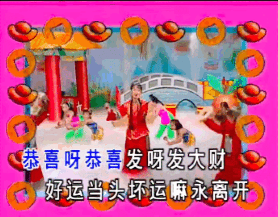 卓依婷个人资料，卓依婷资料（卓依婷怎么就成了你爸的春节限定梦中情人）