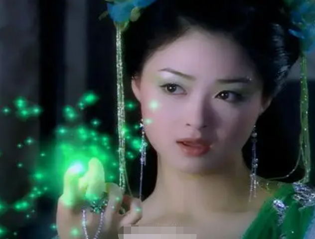 流星镖的威力测试，细数武侠剧中美女使用武器