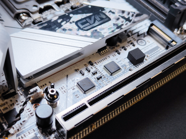 win7精简工具，win7精简工具哪个好用（微软官方工具/聚合引导/PE任君选择）