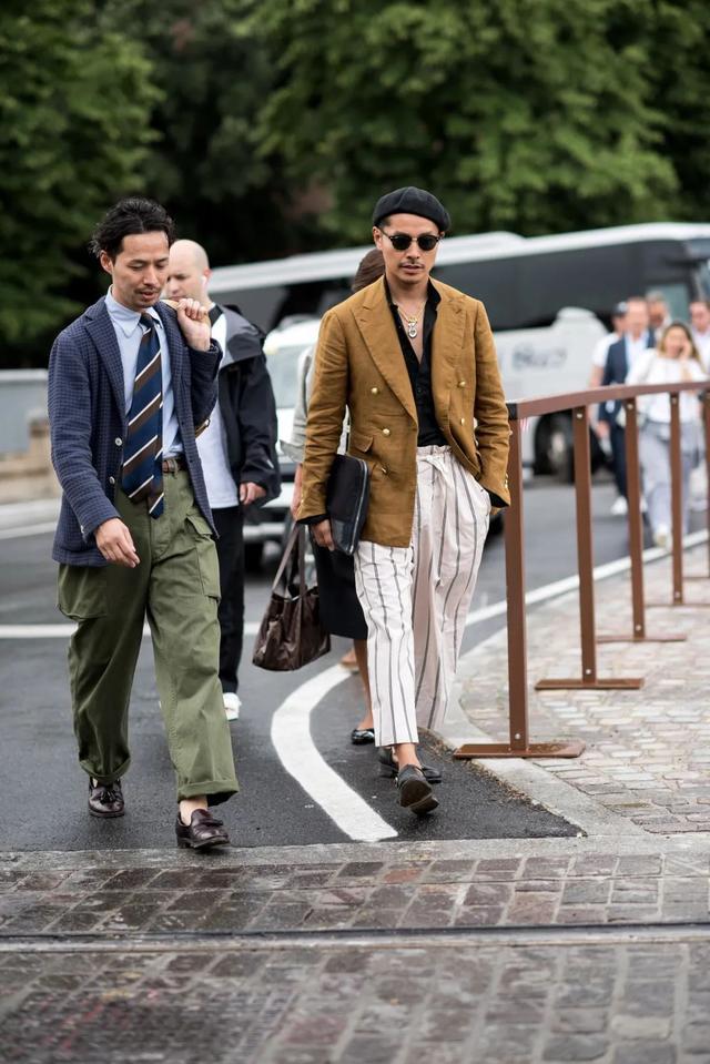 男士春装搭配，男士春装搭配图（会穿的男人离不开这3件春装）