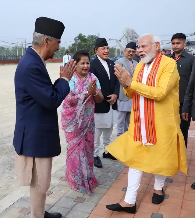 尼泊尔人口多少，尼泊尔的人口是多少（与中国相邻的尼泊尔）