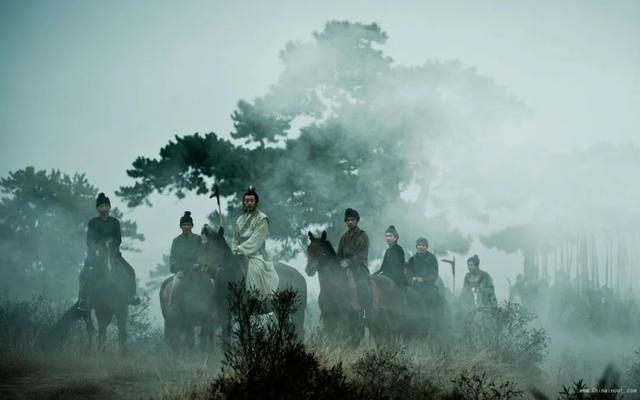 形容男人很优秀的成语，比喻男人优秀的成语（20个历史名人）