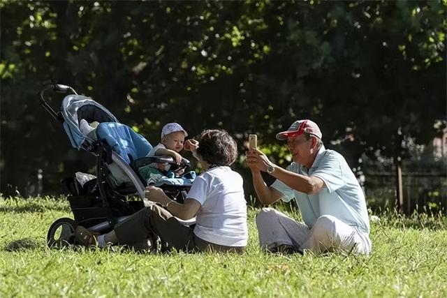 道德经第十二章，道德经第十二章去彼取此（《道德经》第十二章）