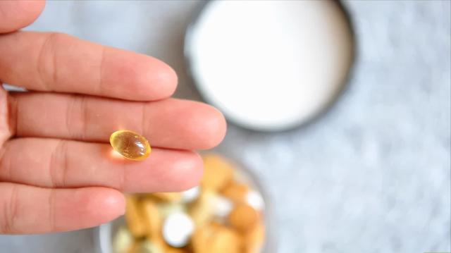 头皮痒怎么办，脂溢性皮炎头皮痒怎么办（教你摆脱头皮瘙痒）