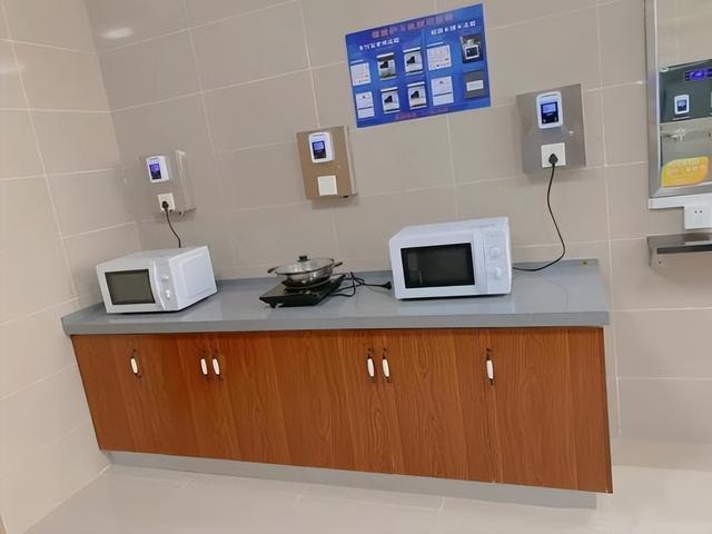 南京大学的宿舍条件怎样，南京大学的宿舍条件怎样知乎（这些学校的研究生宿舍长这样）