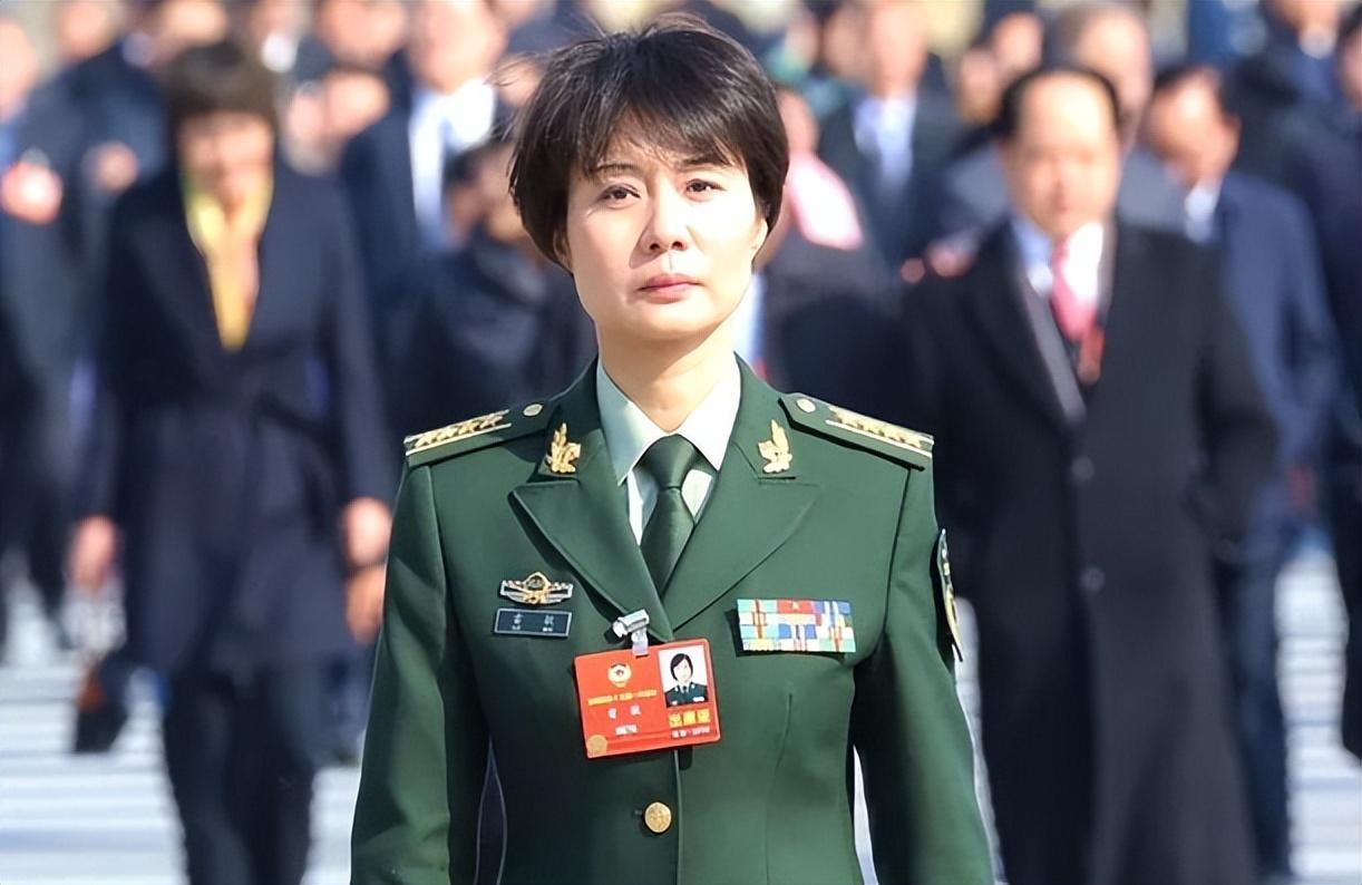 国际刑警,为国争光