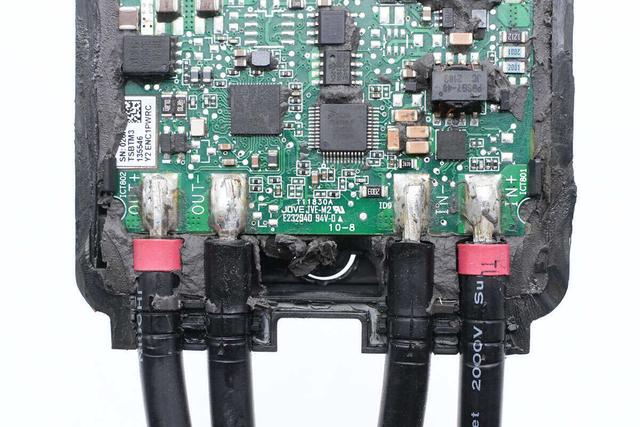 华为光伏逆变器，华为的光伏逆变器受不受禁令（拆解华为450W智能光伏优化器带你有全新了解）