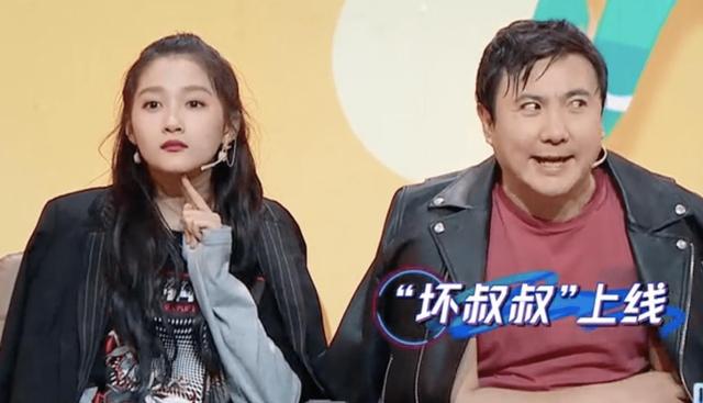 关晓彤演的电视剧大全，关晓彤演过的电视剧（“背景成谜”关晓彤）