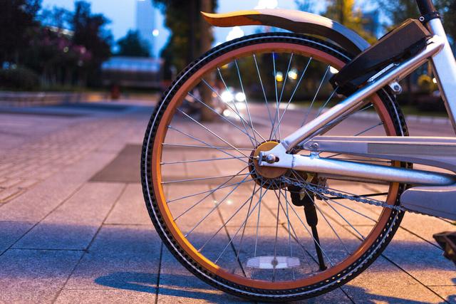 文艺范 唯美中有点伤感网名，文艺范 唯美中有点伤感微信昵称（起一个想念的名字）