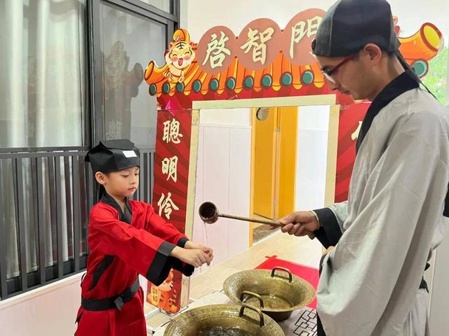 开笔礼祝愿孩子的话，开笔礼家长寄语（诺亚舟森林幼儿园大班开笔礼）