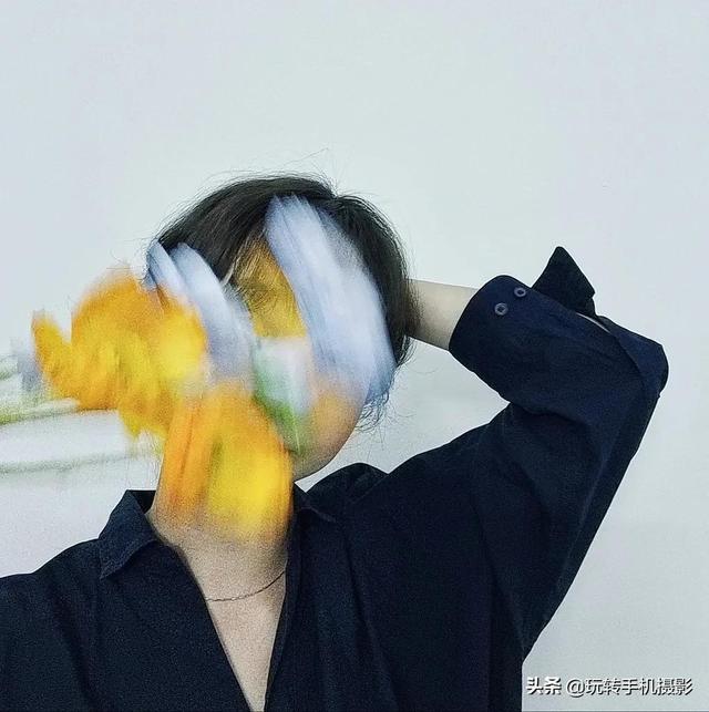 女生模糊头像微信，女生模糊头像（不露脸微信头像自拍）