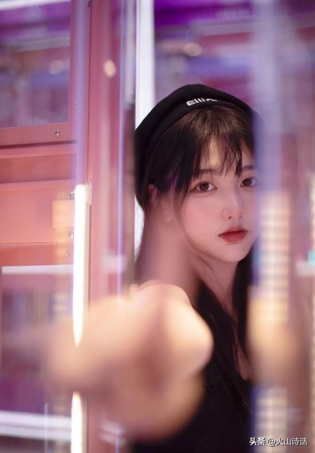 学院风裙子这么搭配秒变校园女神，学院风格裙子（还记得你的初恋吗）