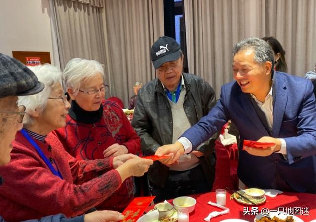 给长辈的敬酒词接地气，敬长辈的祝酒词简单接地气（牢记3句“敬酒话”）