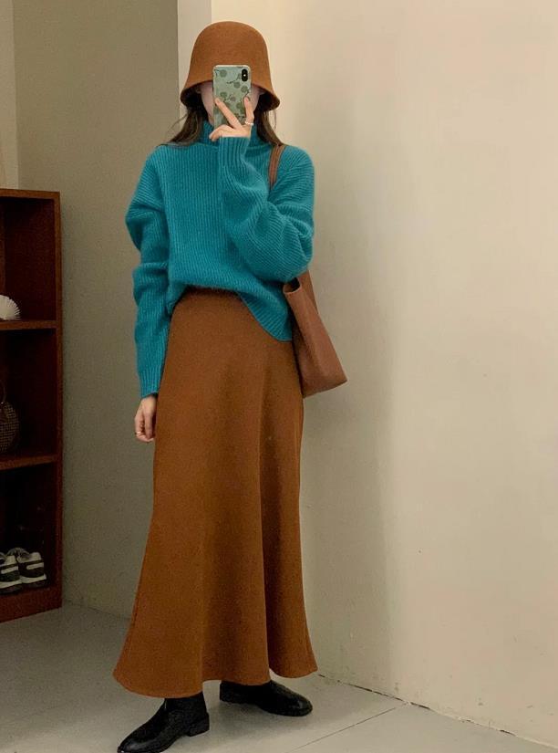 焦糖色是什么颜色，今年流行的焦糖色你能穿么（今年冬天“焦糖色”温暖又高级）