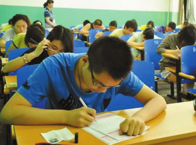 四级什么时候考，四级考试时间是什么时候（大学生选对时间）