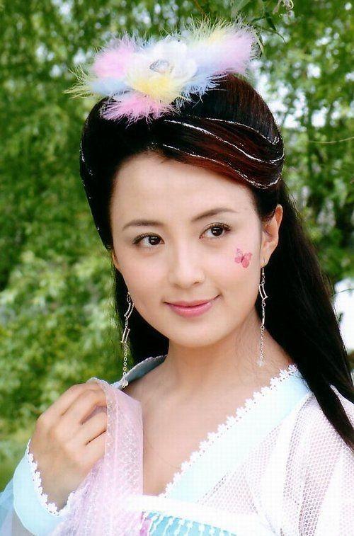 “排骨精”靠边站，丰腴美人才是真绝色，这10位女星美炸了