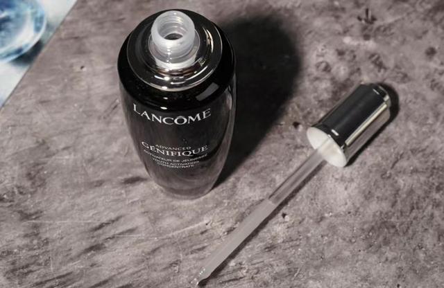 精华液哪个牌子好，精华液哪个牌子效果好5款零差评（5款大牌精华详测）