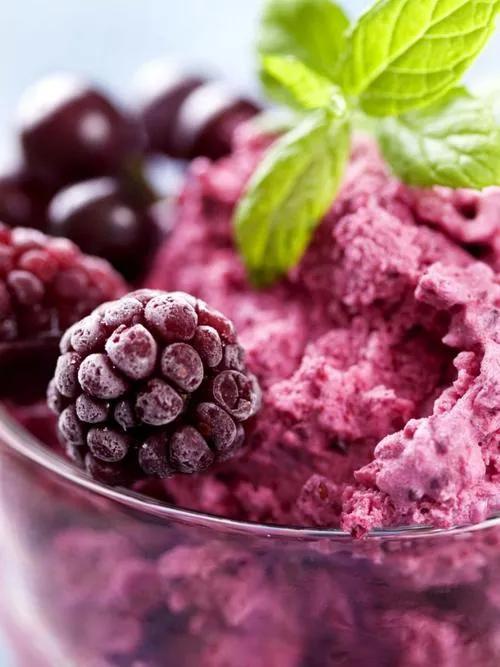 小清新好看的冰淇淋图片大全 夏天就是要来一支冰激凌吃的啊,小清新冰淇淋背景图(冰激凌壁纸:夏日炎炎) 小清新好看的冰淇淋图片大全 夏天就是要来一支冰激凌吃的啊,小清新冰淇淋背景图(冰激凌壁纸:夏日炎炎)