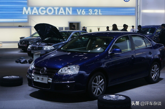 新速腾对比新朗逸，速腾2020款和朗逸plus怎么选（想买车，朗逸和速腾如何选）