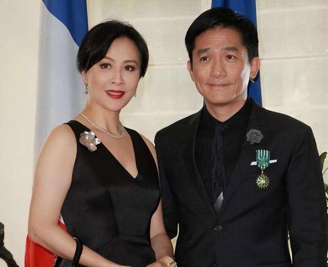 梁朝伟和刘嘉玲，梁朝伟刘嘉玲年轻时合照（酒到浓时香自溢。你为什么嫁我）