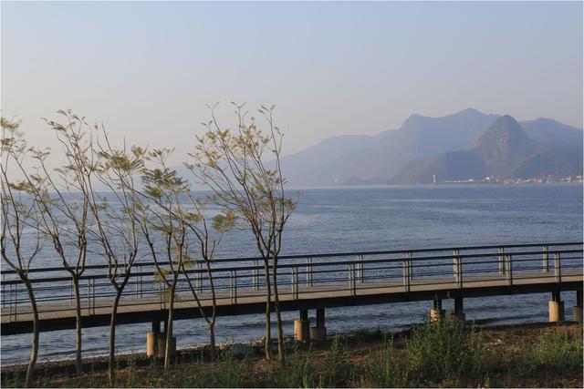 抚仙湖旅游，抚仙湖旅游攻略（胡言摄影抚仙湖16年的50幅照片）
