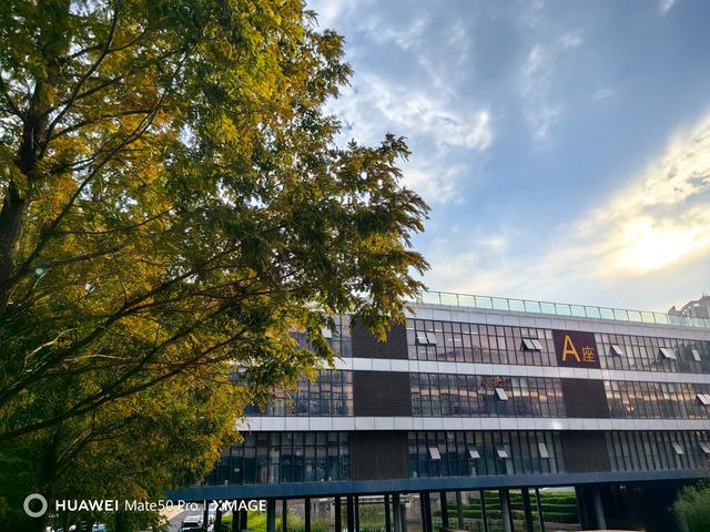 华为荣耀6总是自动关机怎么回事，华为荣耀手机自动关机开机怎么回事（上手体验：Mate）