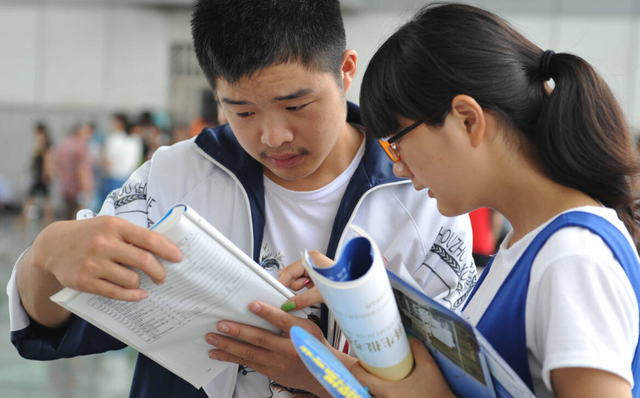 唐山学院是一本还是二本，唐山学院是几本学校（宣传视频评论区“沦陷”）