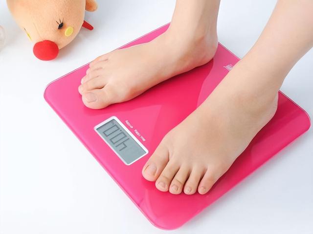 女人的最佳作息时间表，女人必须知道的健康作息时间表（我们都被“8小时睡眠论”忽悠了）