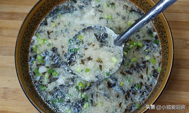 紫菜虾米蛋花汤，紫菜虾仁蛋花汤的做法是什么（孩子们爱喝的紫菜虾皮蛋花汤）
