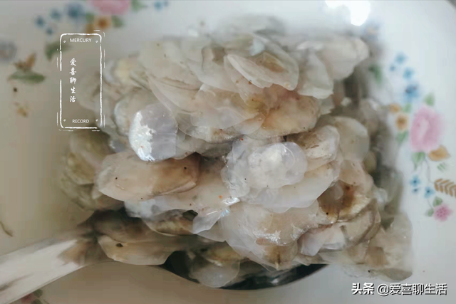 鱼鳞怎么做好吃，咸白鳞鱼怎么做好吃（水产市场遇见它别犹豫）