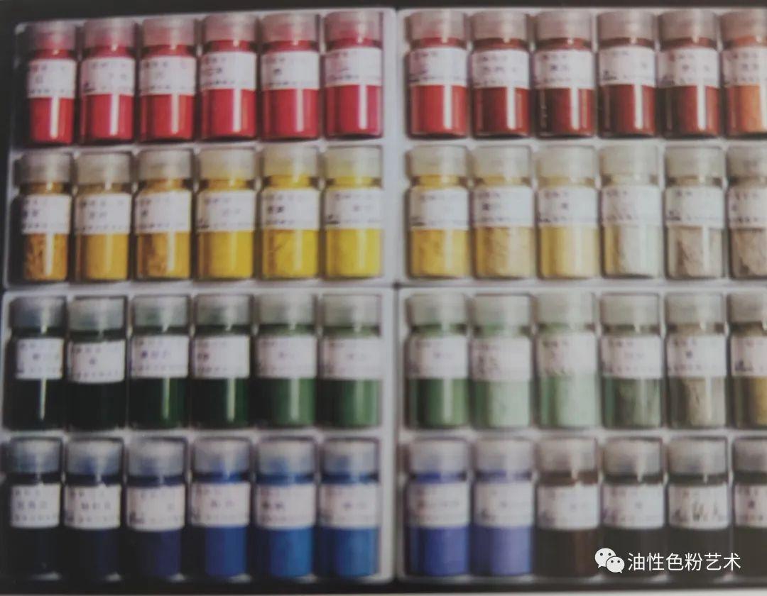 如何制作水粉颜料，怎么做水粉颜料（坦培拉绘画的颜料与调制方法）