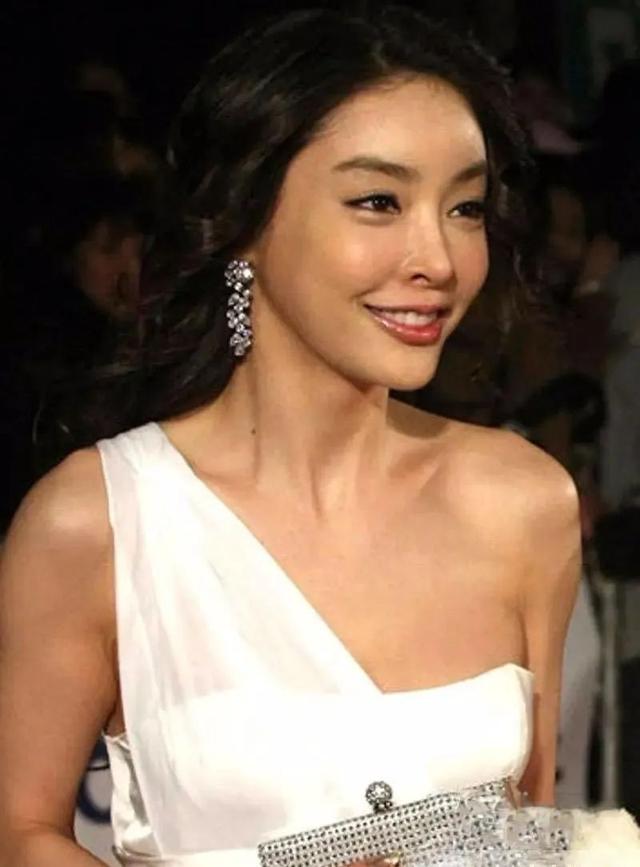 2022年四月结婚最吉利的日子，2022年4月结婚最吉利的日子（日本最丑陋的“性丑闻”）