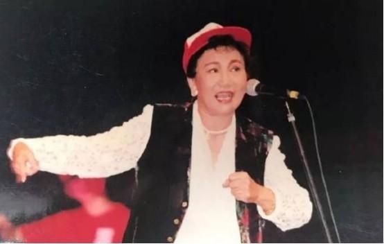 小品女演员名单大全，和潘长江演过小品的女演员都有谁（春晚40年小品演员大盘点）