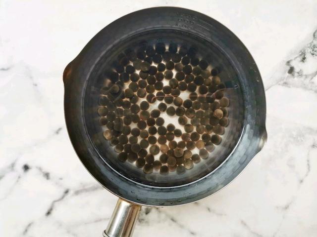 炒茶叶有什么步骤，炒制茶叶的正确方法（媳妇把茶叶和白糖一起炒）