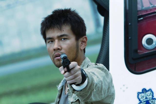 又来？又一部名叫《盲战》的电影将播出，安志杰主演，有看头吗？