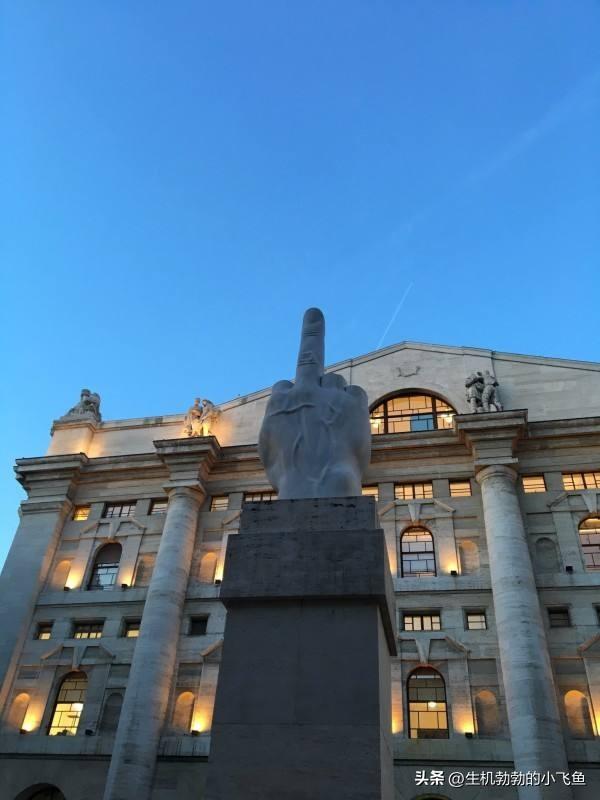 世界著名雕塑，世界著名雕塑人像（10座世界辣眼雕塑）