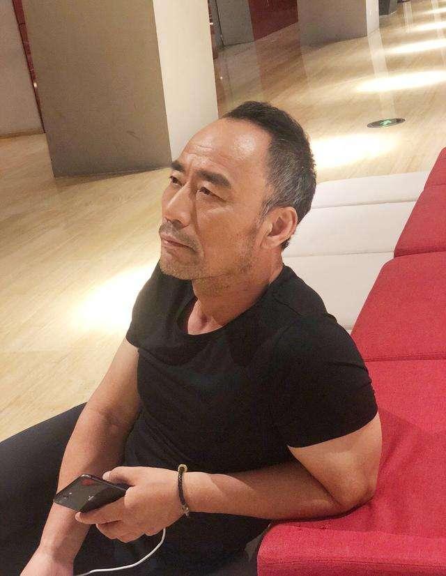 旭日阳刚资料，旭日阳刚的旭日阳刚（旭日阳刚：从地铁站唱到了央视）