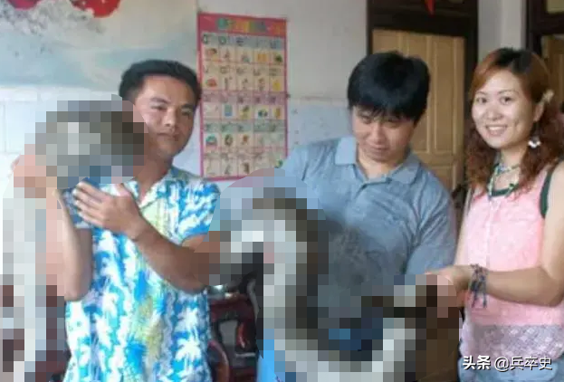 北京动物园百米巨蟒，太平洋底惊现百米巨蟒（海南巨蟒为报恩甘当“保镖”）