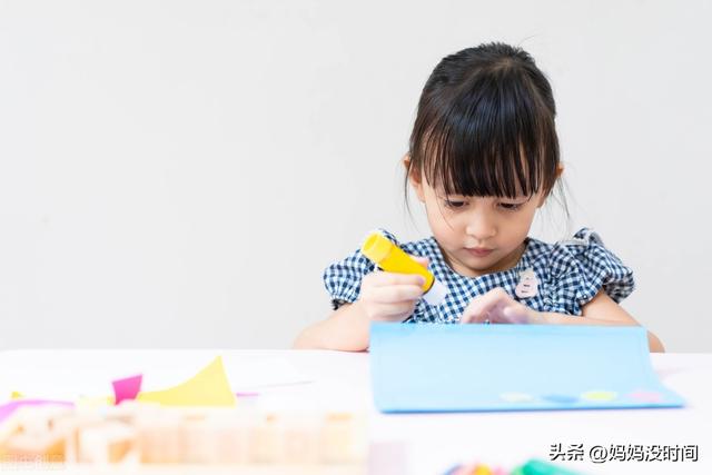 送老师礼物的禁忌，送老师礼物的禁忌是什么（孩子自然招人喜欢）