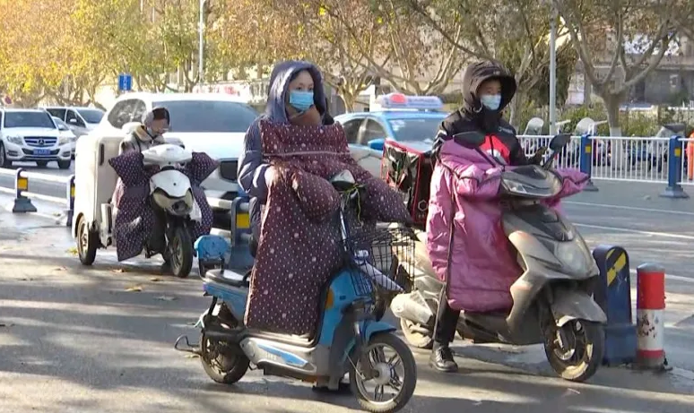 电动车用挡风被违法吗（挡风被有隐患）