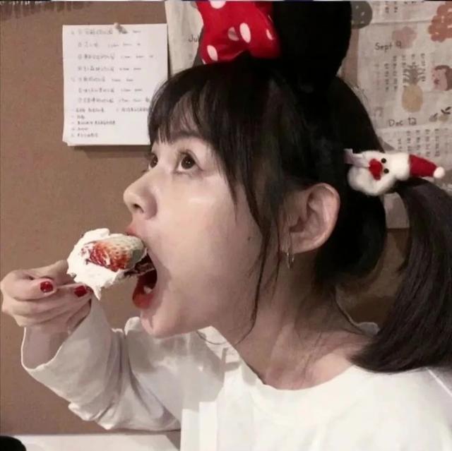 网红头像卡通可爱 美食妹妹，网红头像卡通可爱图片微信（吃东西头像）
