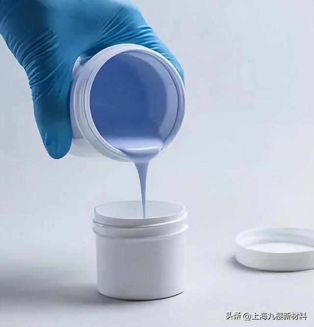 如何降低cpu的温度，如何降低CPU温度（导热硅脂了解一下）