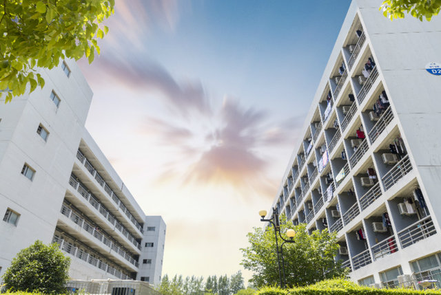 南京理工大学紫金学校，南京理工大学紫金学院宿舍条件怎么样—宿舍图片内景（稳读211大学的王牌专业）