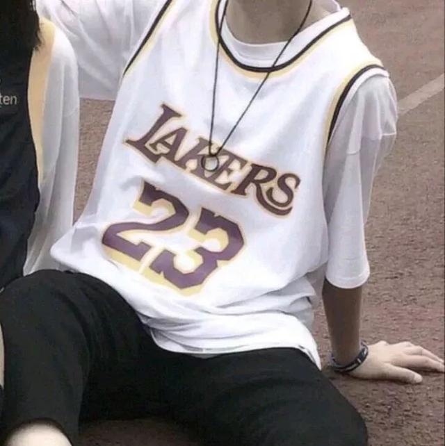 情头一对两张，微信头像，情头一对两张（情侣头像，热门高赞情头）