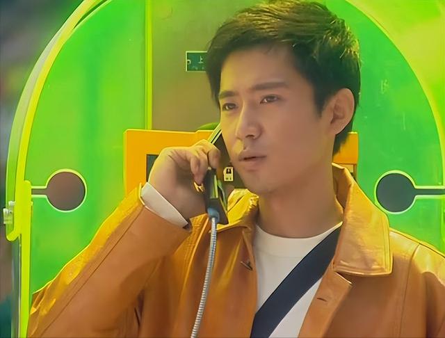“痴情男”高鑫，出身名门贵族，娶云南姑娘王一楠，24年不离不弃