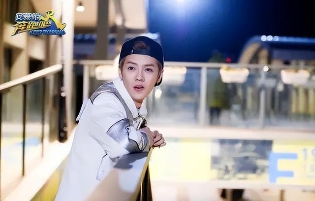 sm是什么意思啊女生，张艺兴与SM公司合约到期（Sm是什么意思啊）