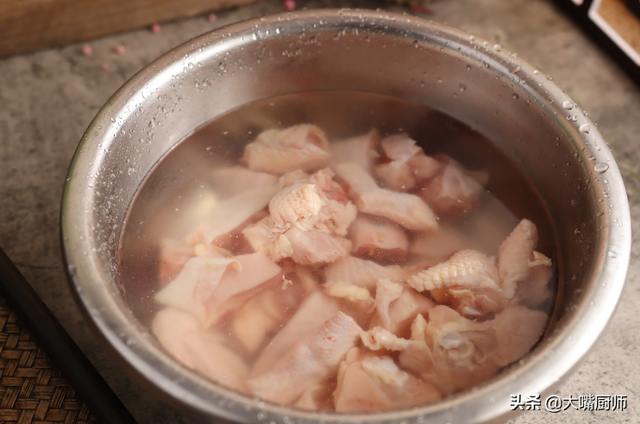 怎样煲鸡汤 煲鸡汤方法，怎样煲鸡汤（不管用什么鸡都别焯水）
