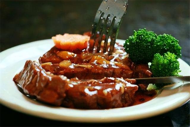 瘦肉炒丝瓜怎么做，丝瓜炒肉怎样做（36款下饭菜推荐）