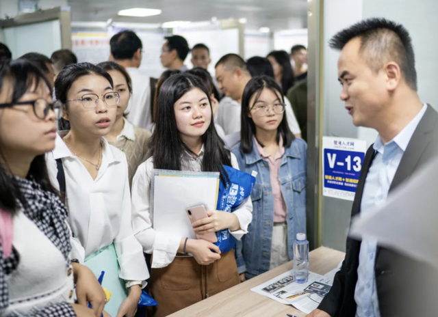 应届生面试技巧，应届生面试全攻略（原来面试的“套路”真不少）